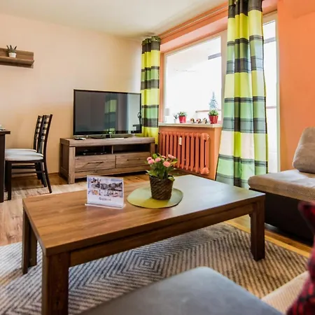 Apartment Izerskie - Wyszynskiego