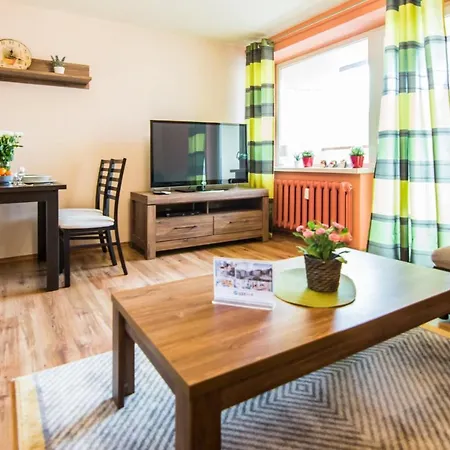 Apartment Izerskie - Wyszynskiego *