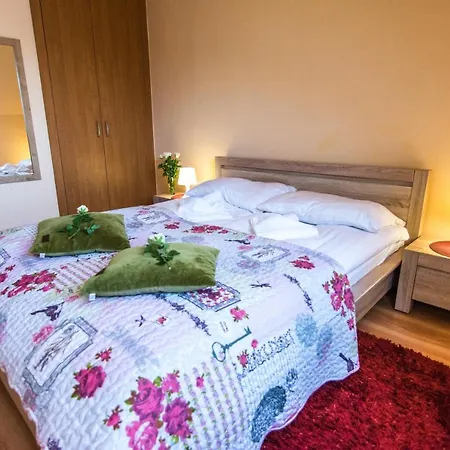 Izerskie - Wyszynskiego Apartment